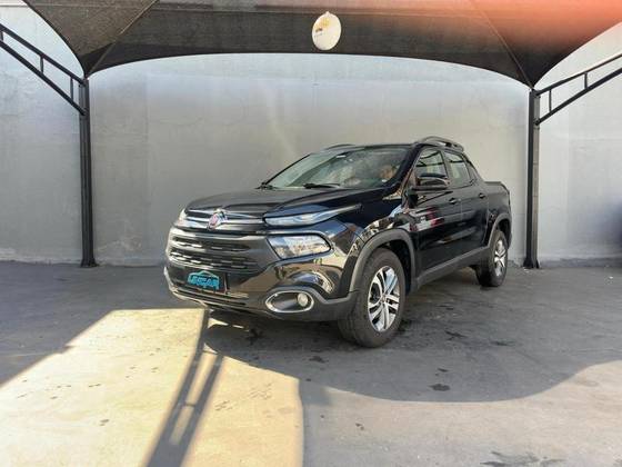 FIAT TORO 2.0 16V TURBO DIESEL FREEDOM 4WD AT9 FIAT TORO 2.0 16V TURBO DIESEL FREEDOM 4WD AT9